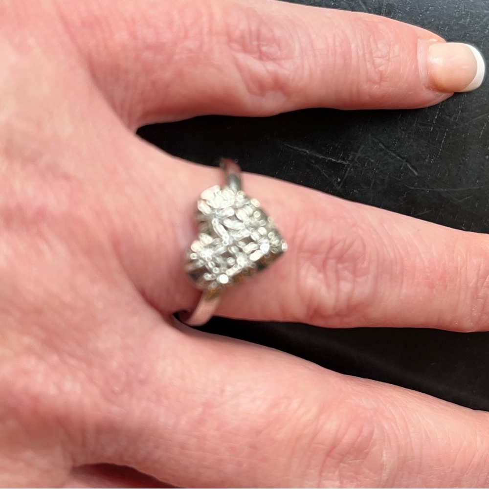 Heart Ring - Picture 9 of 9